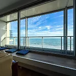 Grand Lumineux Avec Vue Imprenable Sur La Baie Des Sables D'olonne - 6 Personnes Les Sables-dʼOlonne