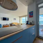 Grand Lumineux Avec Vue Imprenable Sur La Baie Des Sables D'olonne - 6 Personnes Appartement *