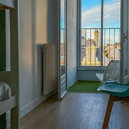 Grand Lumineux Avec Vue Imprenable Sur La Baie Des Sables D'olonne - 6 Personnes *