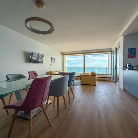 Grand Lumineux Avec Vue Imprenable Sur La Baie Des Sables D'olonne - 6 Personnes * Les Sables-dʼOlonne