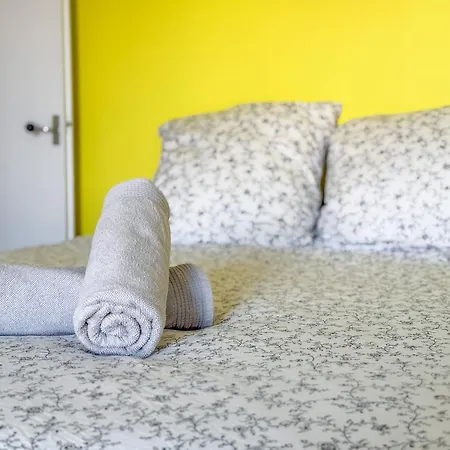 Grand Lumineux Avec Vue Imprenable Sur La Baie Des Sables D'olonne - 6 Personnes